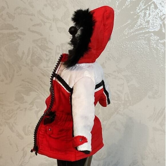 Rainbow High Winter Break Ruby Anderson Doll Red Ski Jacket Hooded Coat Faux Fur - Picture 2 of 3